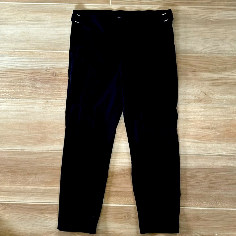 Black Capri Pants